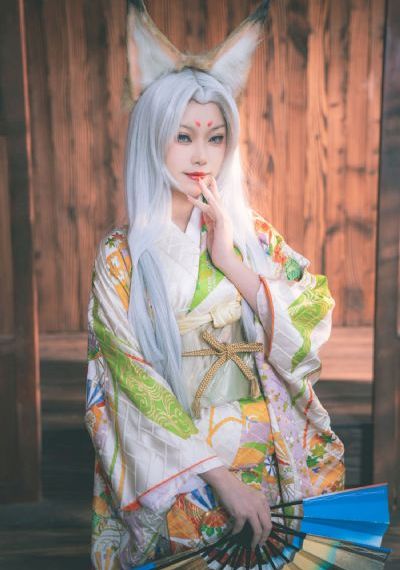 性咨询员_十万网红美女美酱
