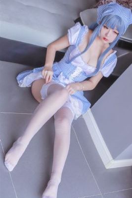 高冷美女被灌醉无力反抗_高清视频在线观看